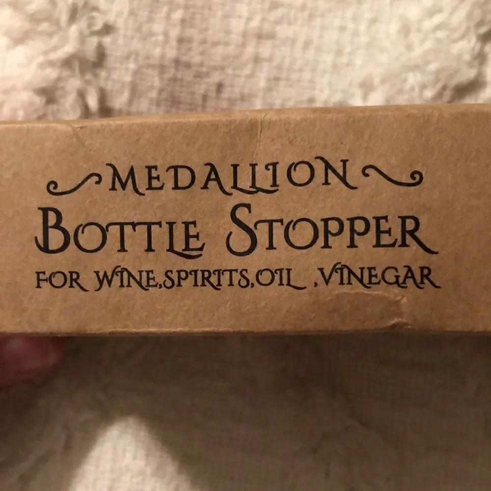 Prodyne Fine Metal Medallion Bottle Stopper